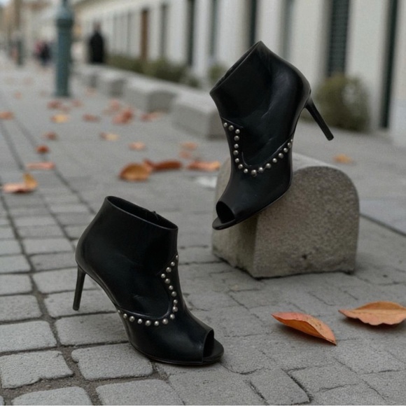 Saint Laurent Paris Jane Studded Bootie Size 36 $995 - Picture 1 of 6
